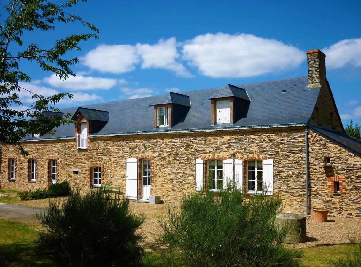 La Veillonnais Bed & Breakfast Angrie Bagian luar foto