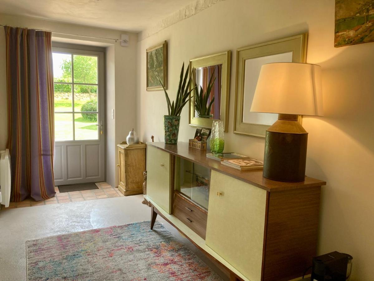 La Veillonnais Bed & Breakfast Angrie Bagian luar foto