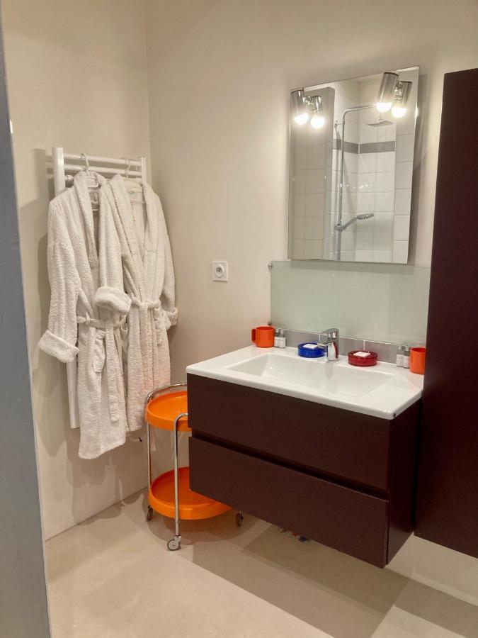 La Veillonnais Bed & Breakfast Angrie Bagian luar foto